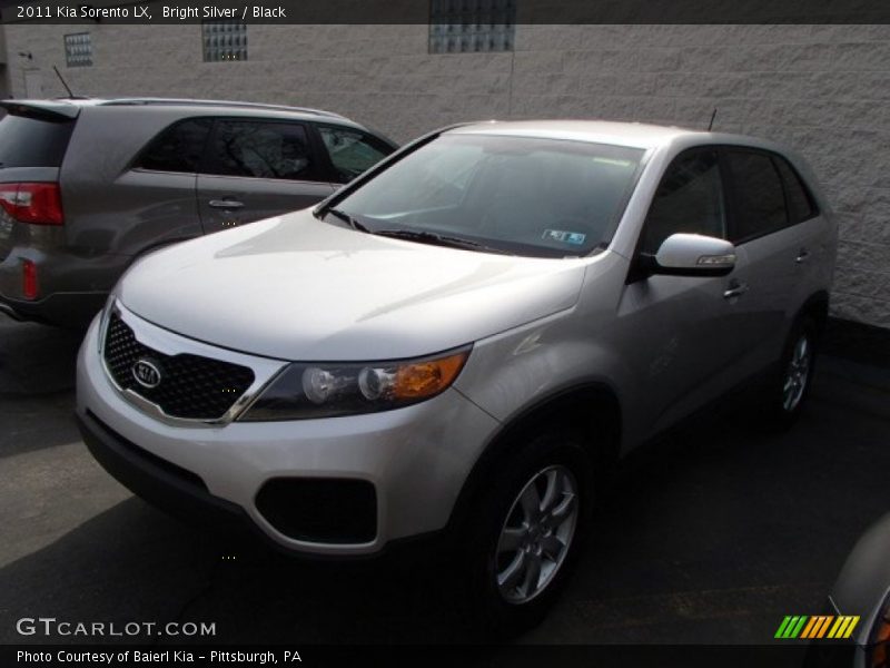 Bright Silver / Black 2011 Kia Sorento LX