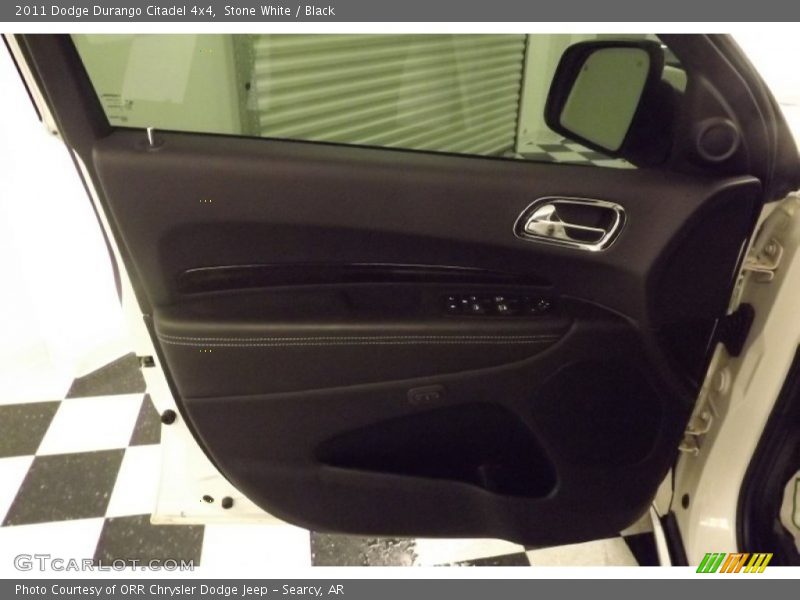 Stone White / Black 2011 Dodge Durango Citadel 4x4