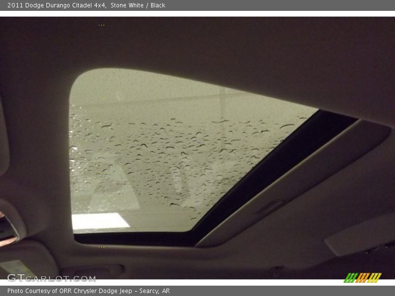 Stone White / Black 2011 Dodge Durango Citadel 4x4