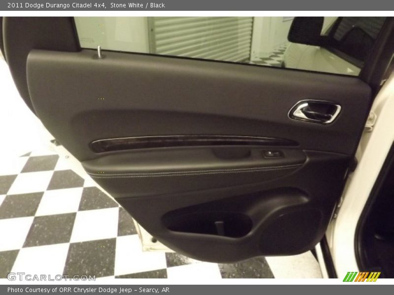 Stone White / Black 2011 Dodge Durango Citadel 4x4