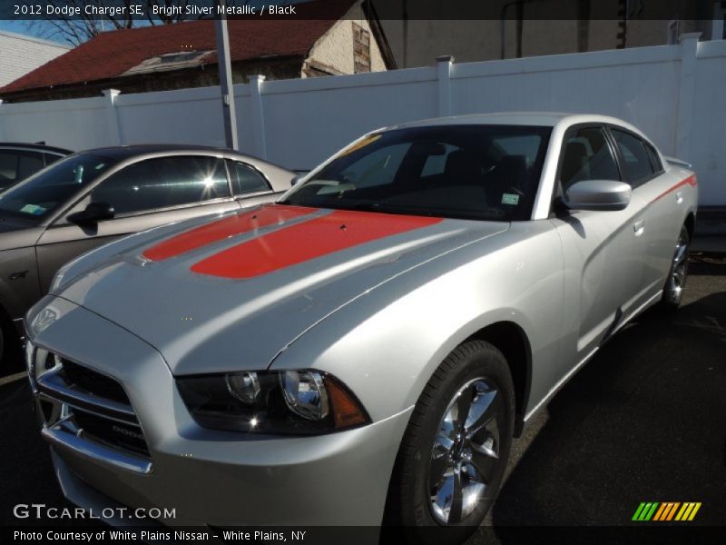 Bright Silver Metallic / Black 2012 Dodge Charger SE