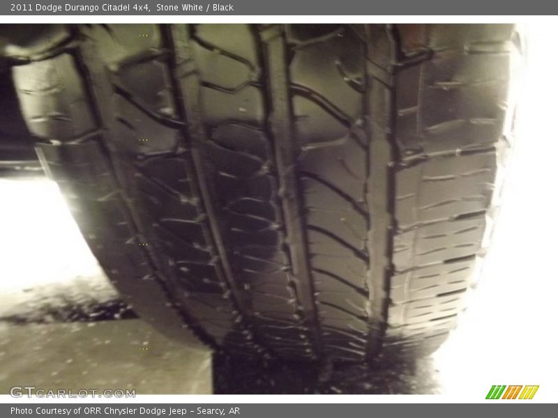 Stone White / Black 2011 Dodge Durango Citadel 4x4