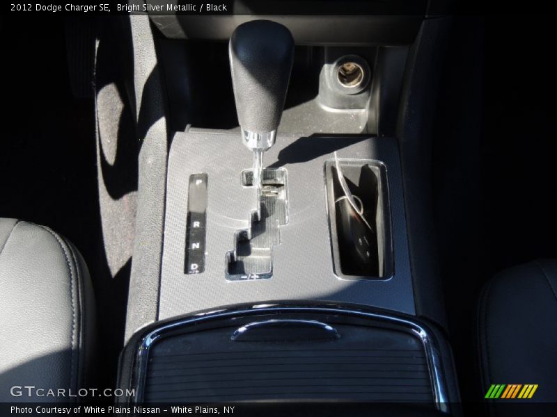 Bright Silver Metallic / Black 2012 Dodge Charger SE