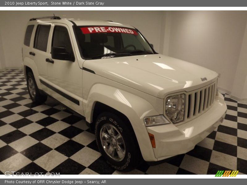 Stone White / Dark Slate Gray 2010 Jeep Liberty Sport