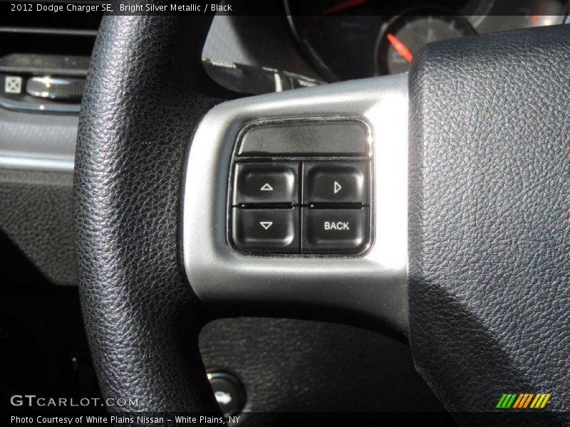 Bright Silver Metallic / Black 2012 Dodge Charger SE