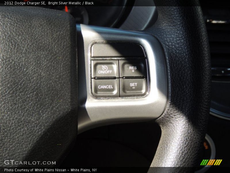 Bright Silver Metallic / Black 2012 Dodge Charger SE