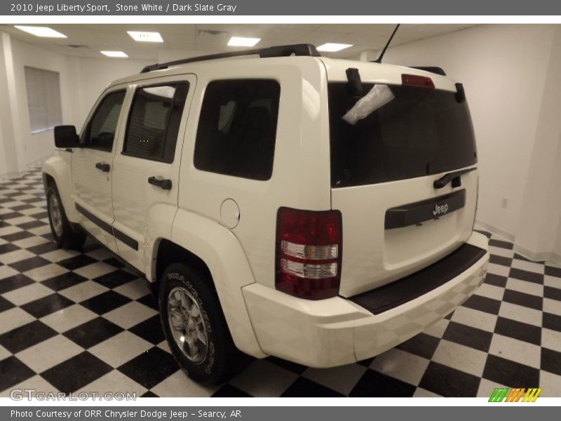 Stone White / Dark Slate Gray 2010 Jeep Liberty Sport
