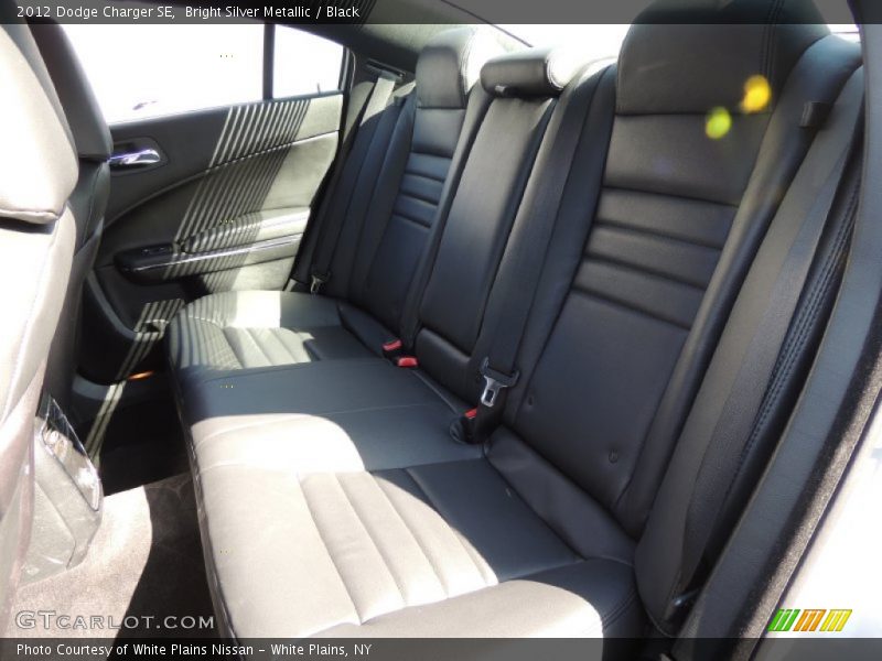 Bright Silver Metallic / Black 2012 Dodge Charger SE
