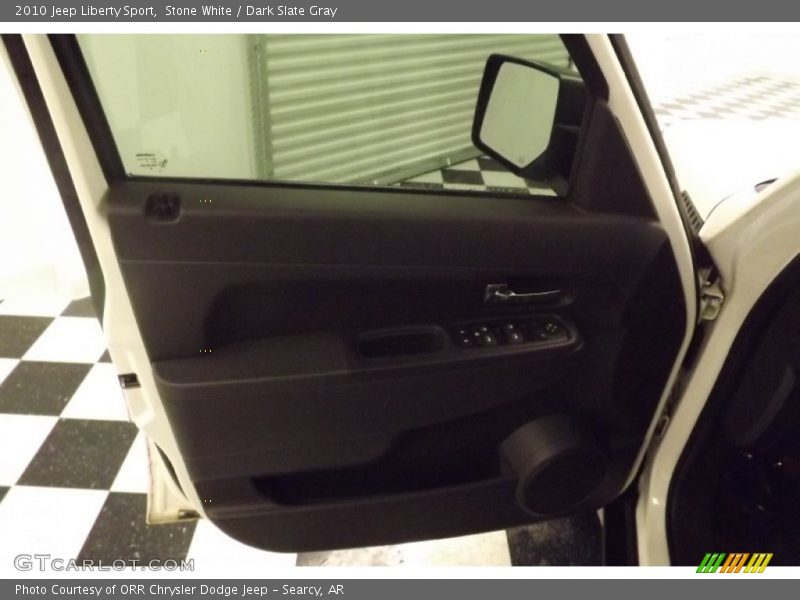 Stone White / Dark Slate Gray 2010 Jeep Liberty Sport