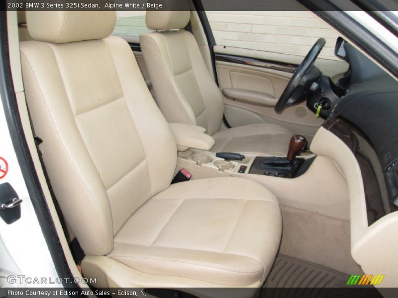 Alpine White / Beige 2002 BMW 3 Series 325i Sedan