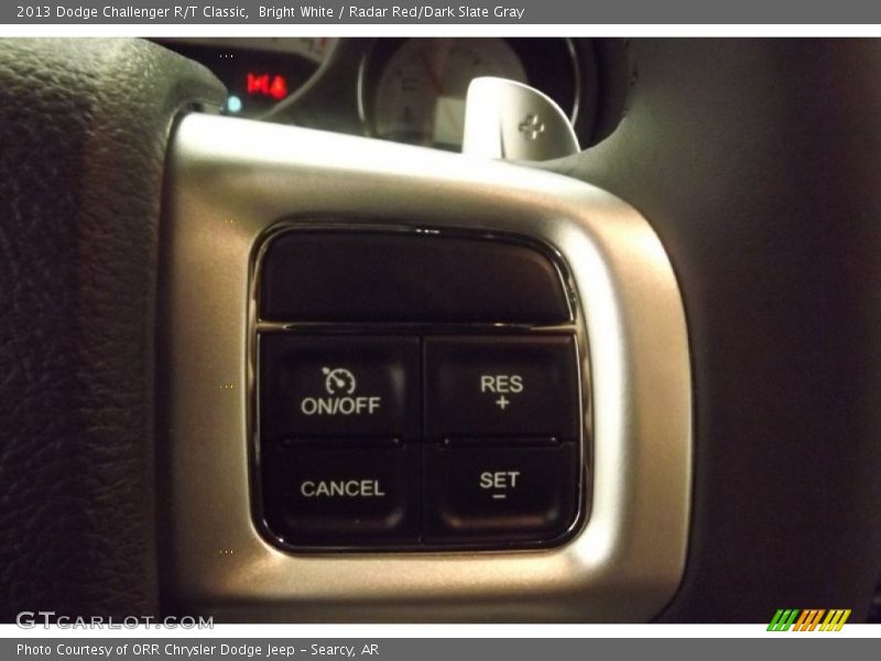 Bright White / Radar Red/Dark Slate Gray 2013 Dodge Challenger R/T Classic