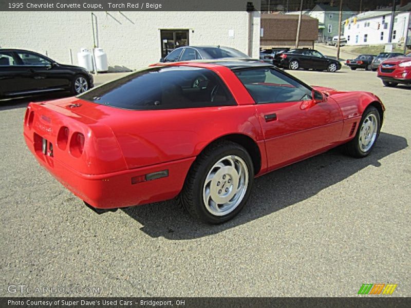 Torch Red / Beige 1995 Chevrolet Corvette Coupe