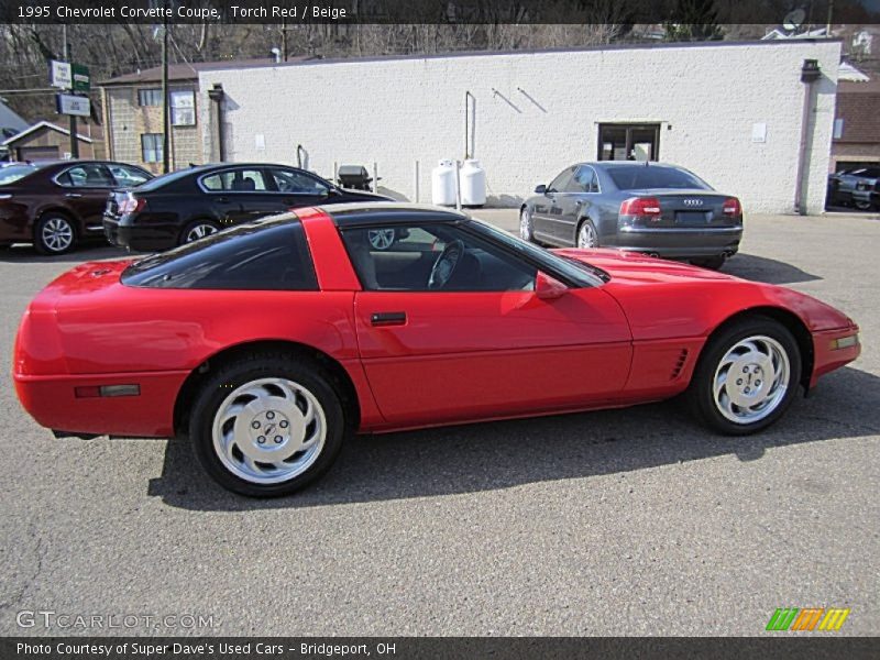 Torch Red / Beige 1995 Chevrolet Corvette Coupe