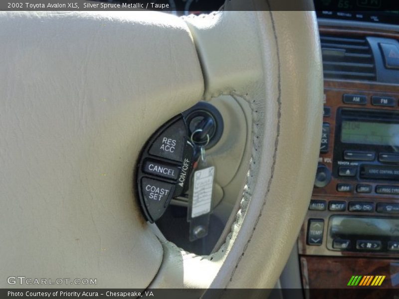 Silver Spruce Metallic / Taupe 2002 Toyota Avalon XLS