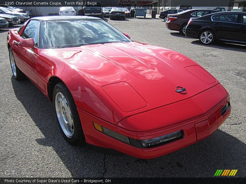 Torch Red / Beige 1995 Chevrolet Corvette Coupe