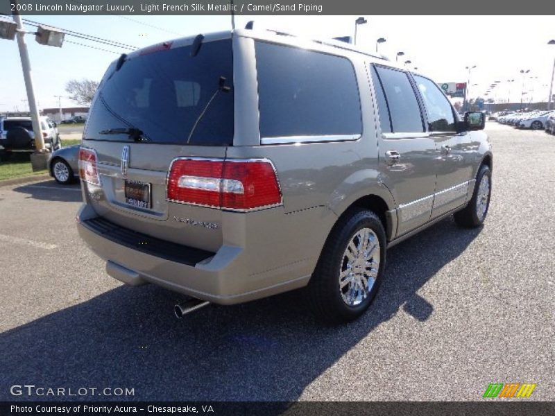 Light French Silk Metallic / Camel/Sand Piping 2008 Lincoln Navigator Luxury