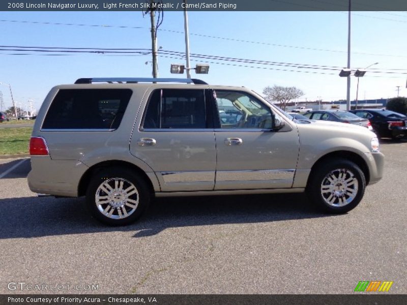 Light French Silk Metallic / Camel/Sand Piping 2008 Lincoln Navigator Luxury