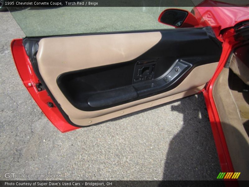 Door Panel of 1995 Corvette Coupe