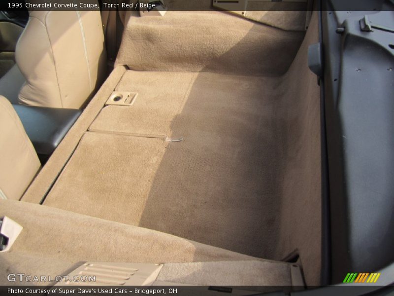 Torch Red / Beige 1995 Chevrolet Corvette Coupe