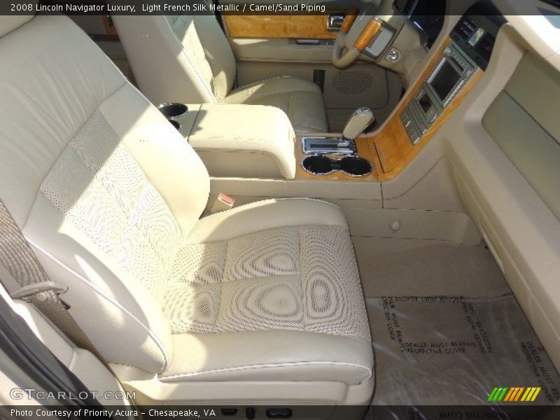 Light French Silk Metallic / Camel/Sand Piping 2008 Lincoln Navigator Luxury