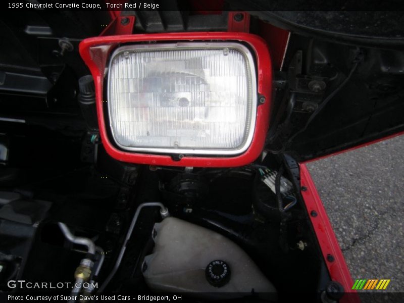 Torch Red / Beige 1995 Chevrolet Corvette Coupe