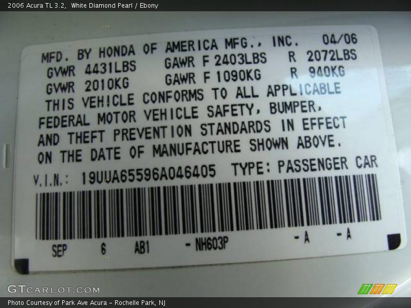 White Diamond Pearl / Ebony 2006 Acura TL 3.2