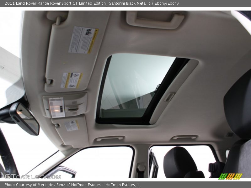 Sunroof of 2011 Range Rover Sport GT Limited Edition