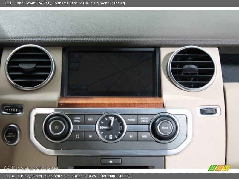 Ipanema Sand Metallic / Almond/Nutmeg 2011 Land Rover LR4 HSE