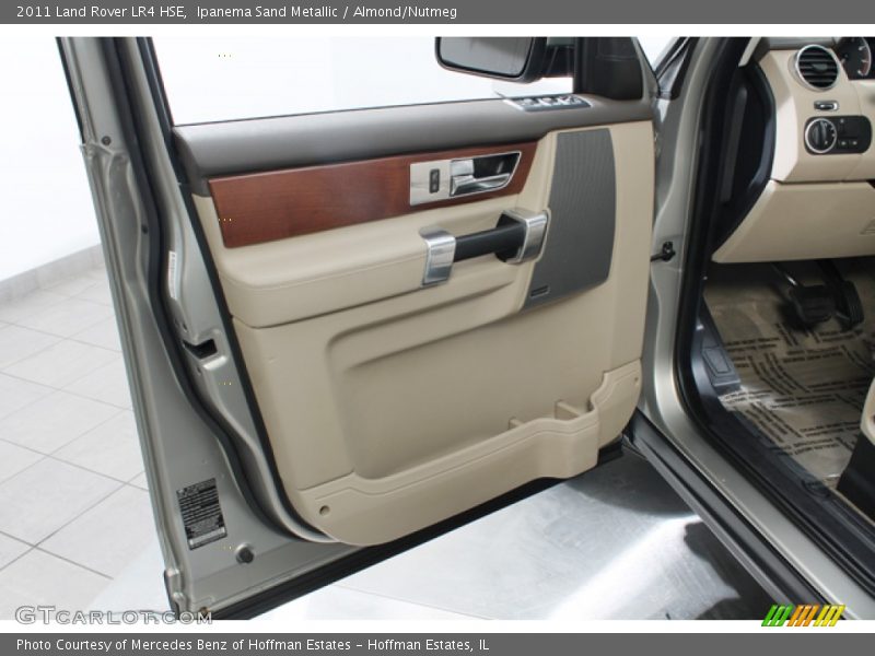 Ipanema Sand Metallic / Almond/Nutmeg 2011 Land Rover LR4 HSE