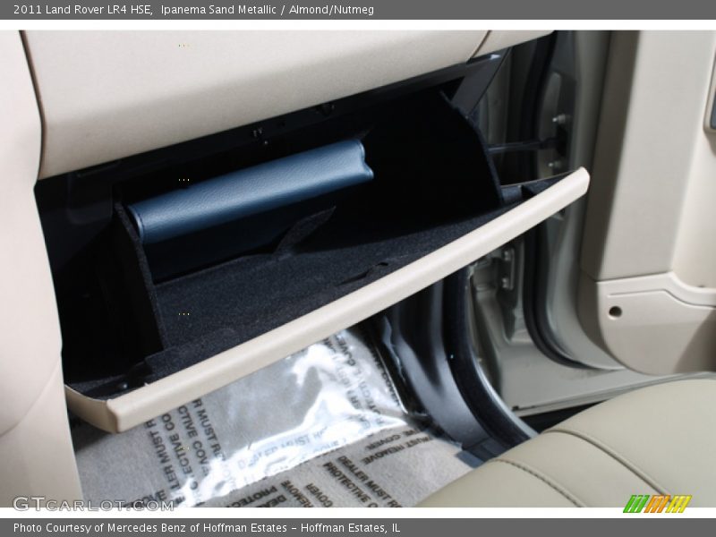 Ipanema Sand Metallic / Almond/Nutmeg 2011 Land Rover LR4 HSE