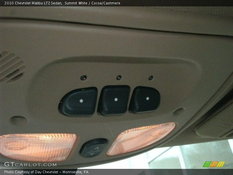 Summit White / Cocoa/Cashmere 2010 Chevrolet Malibu LTZ Sedan