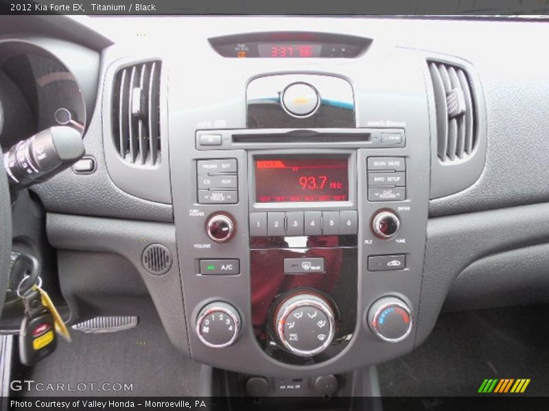 Titanium / Black 2012 Kia Forte EX