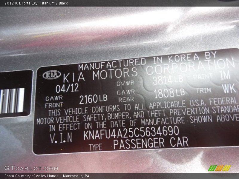 Titanium / Black 2012 Kia Forte EX