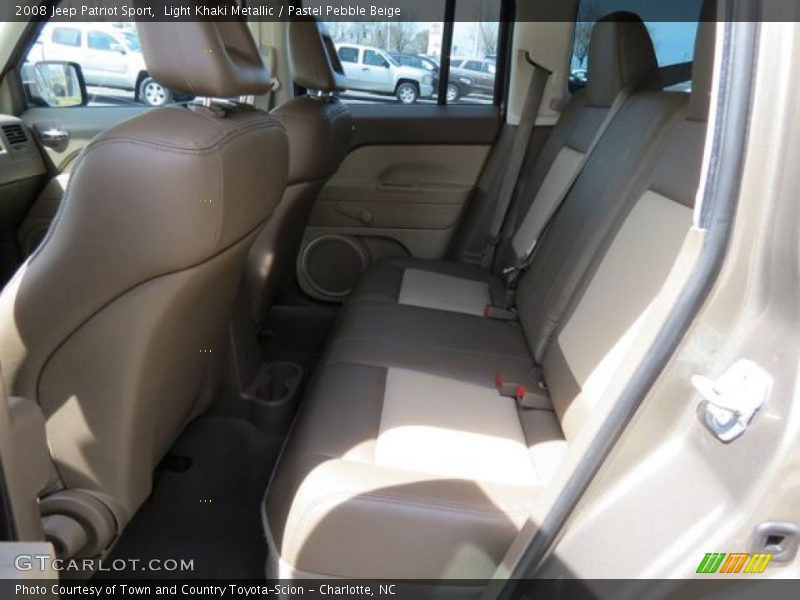 Light Khaki Metallic / Pastel Pebble Beige 2008 Jeep Patriot Sport