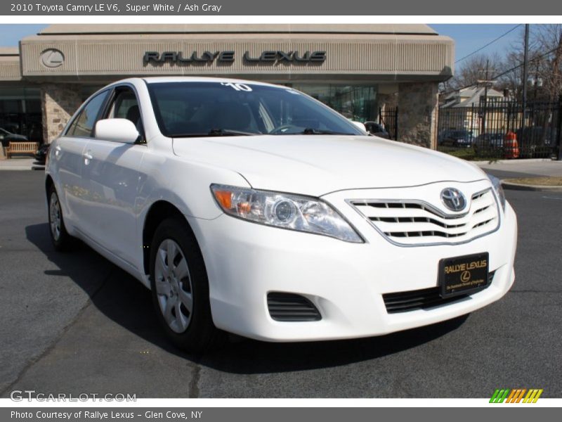 Super White / Ash Gray 2010 Toyota Camry LE V6