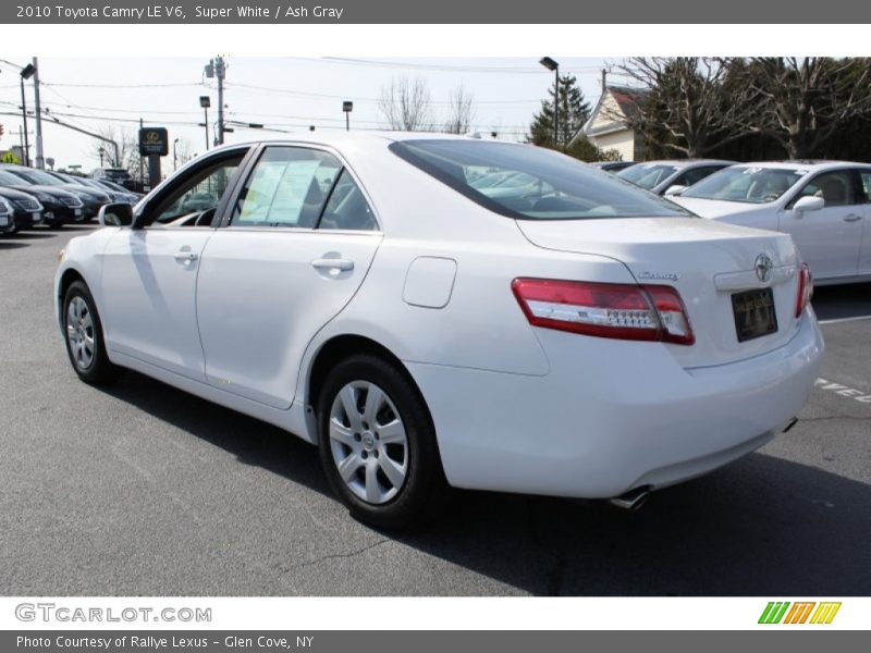 Super White / Ash Gray 2010 Toyota Camry LE V6
