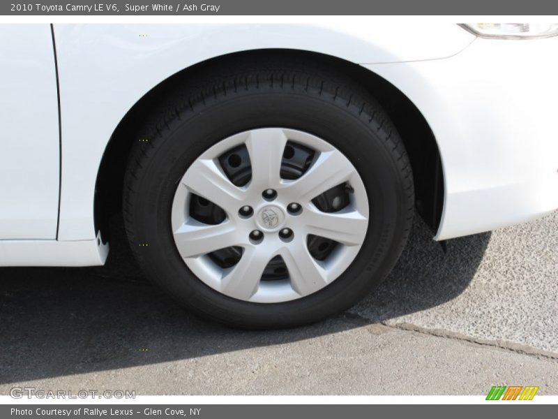 Super White / Ash Gray 2010 Toyota Camry LE V6