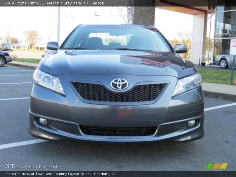 Magnetic Gray Metallic / Charcoal 2009 Toyota Camry SE