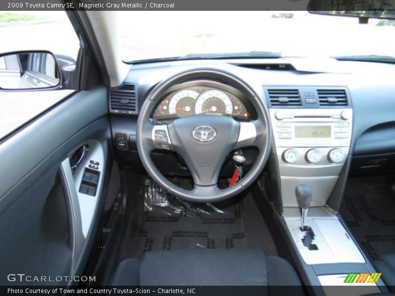 Magnetic Gray Metallic / Charcoal 2009 Toyota Camry SE