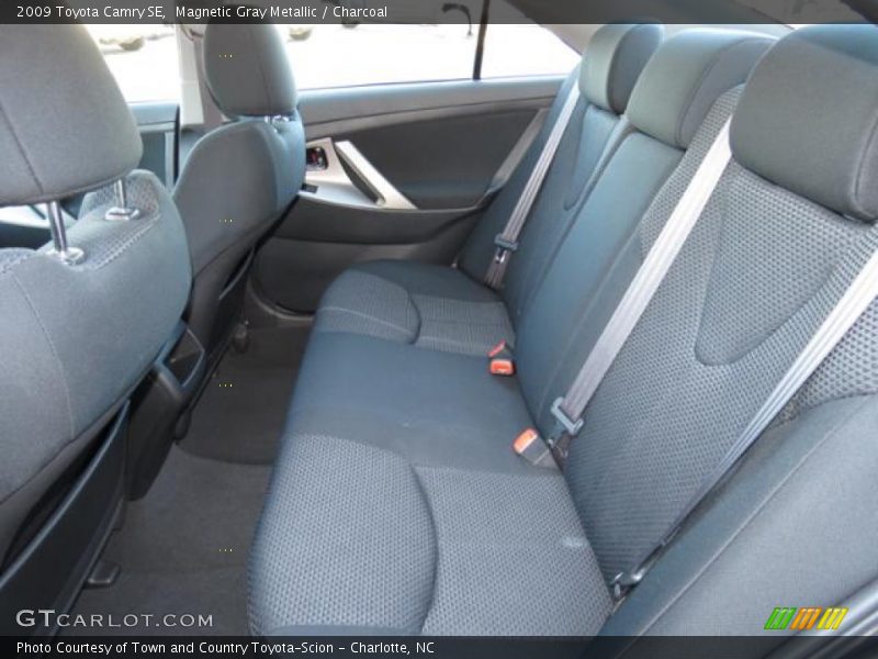 Magnetic Gray Metallic / Charcoal 2009 Toyota Camry SE