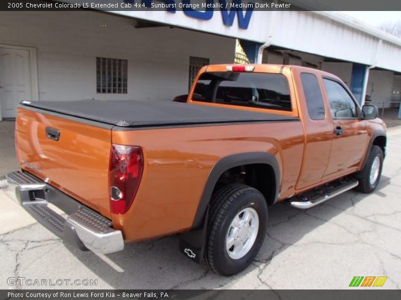 Sunburst Orange Metallic / Medium Dark Pewter 2005 Chevrolet Colorado LS Extended Cab 4x4