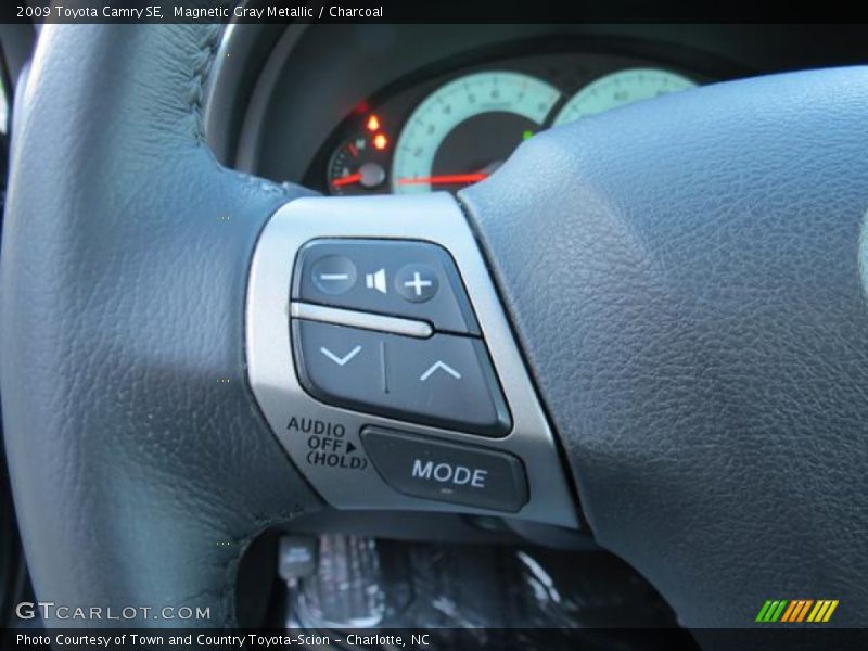 Magnetic Gray Metallic / Charcoal 2009 Toyota Camry SE