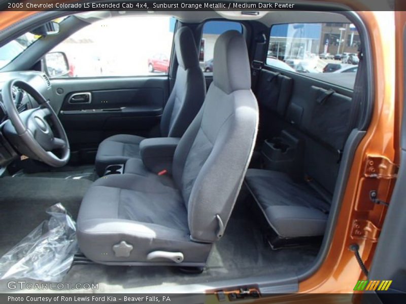  2005 Colorado LS Extended Cab 4x4 Medium Dark Pewter Interior