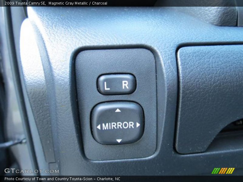 Magnetic Gray Metallic / Charcoal 2009 Toyota Camry SE
