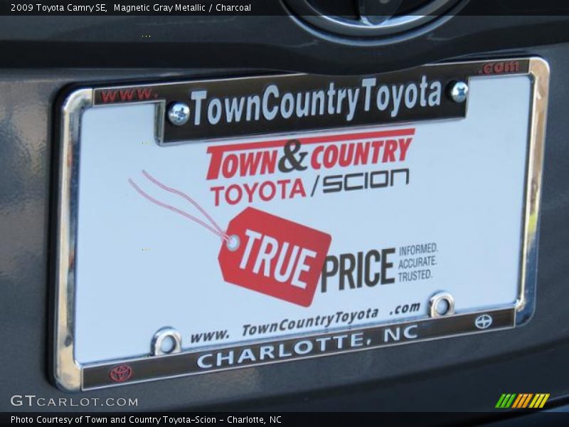 Magnetic Gray Metallic / Charcoal 2009 Toyota Camry SE