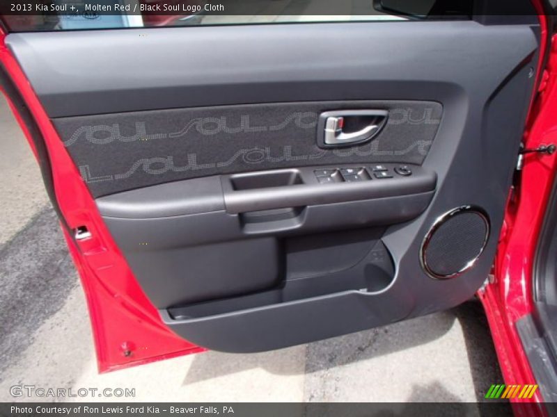 Molten Red / Black Soul Logo Cloth 2013 Kia Soul +