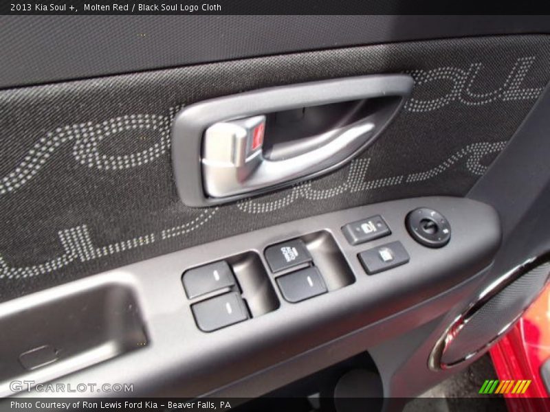 Molten Red / Black Soul Logo Cloth 2013 Kia Soul +