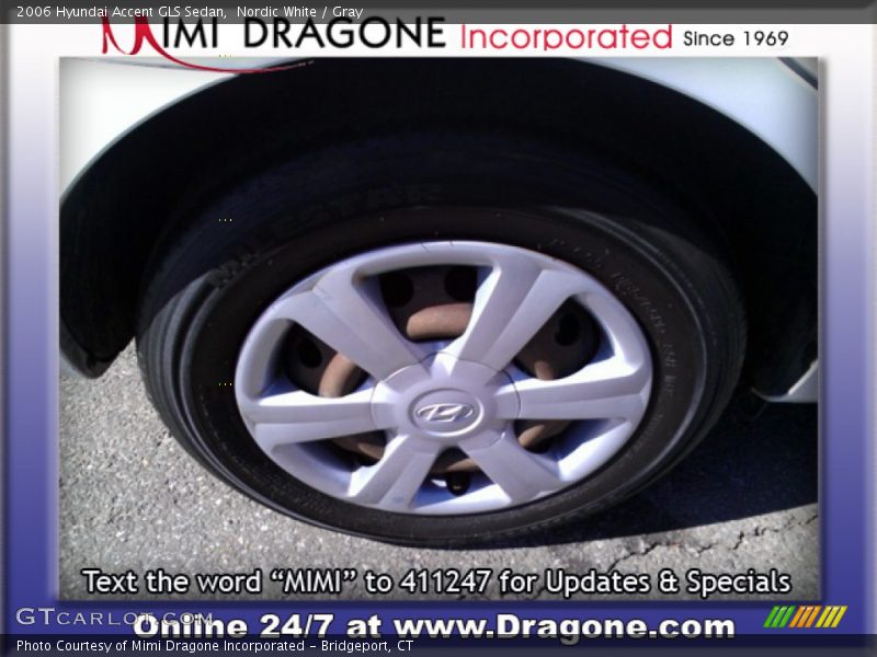 Nordic White / Gray 2006 Hyundai Accent GLS Sedan