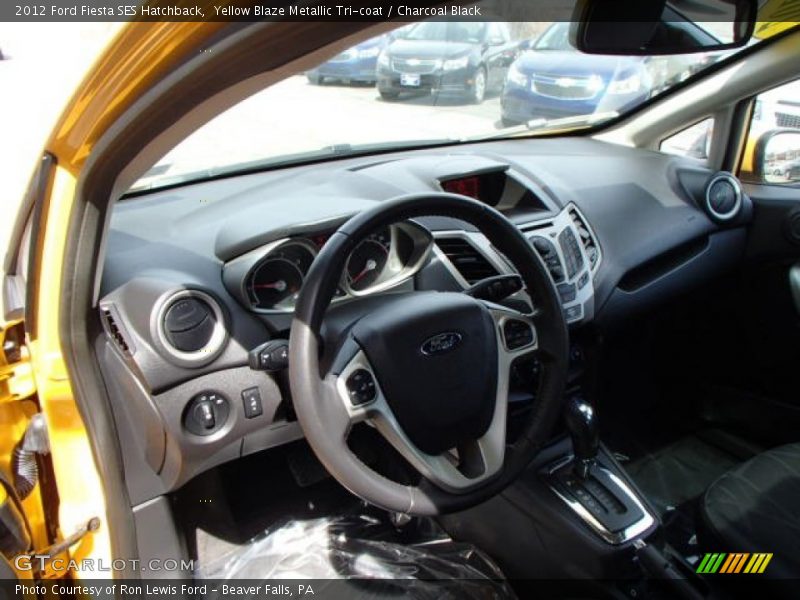 Yellow Blaze Metallic Tri-coat / Charcoal Black 2012 Ford Fiesta SES Hatchback