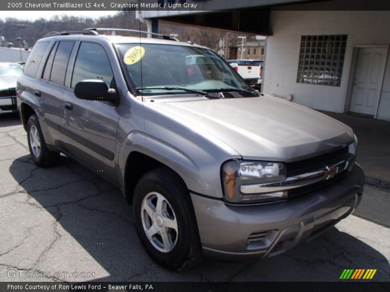 Graystone Metallic / Light Gray 2005 Chevrolet TrailBlazer LS 4x4